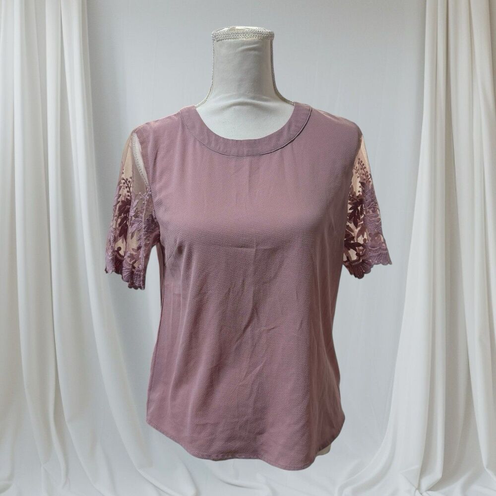 Lulus Lisa Marie Mauve embroidered sleeve‎ blouse Size Small